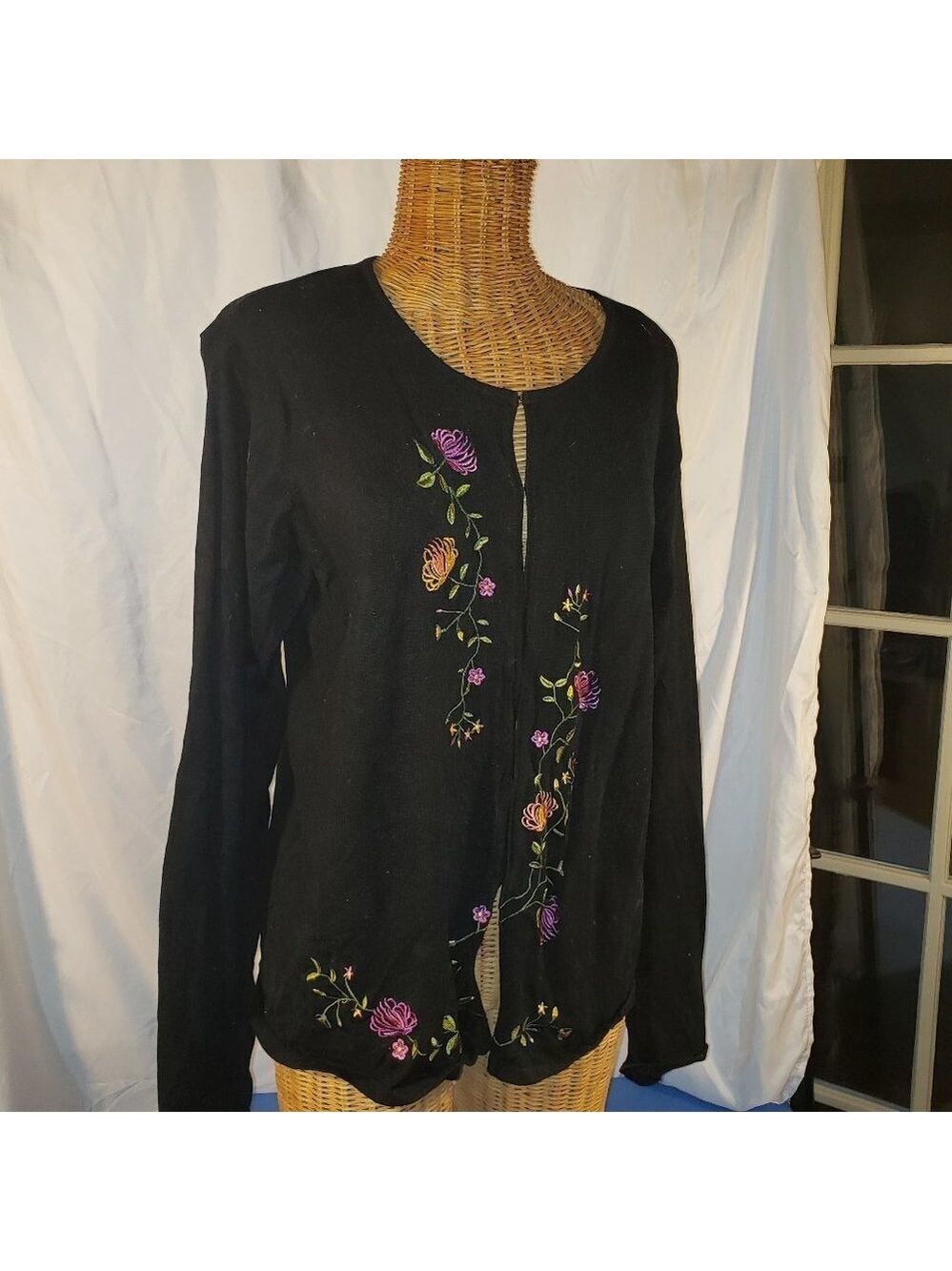 Ladies OBEE Silk Blend Cardigan w/Embroidered Floral Design in Black - L